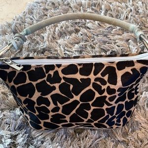 Ceoni piero handbag feels like real giraffe handbag